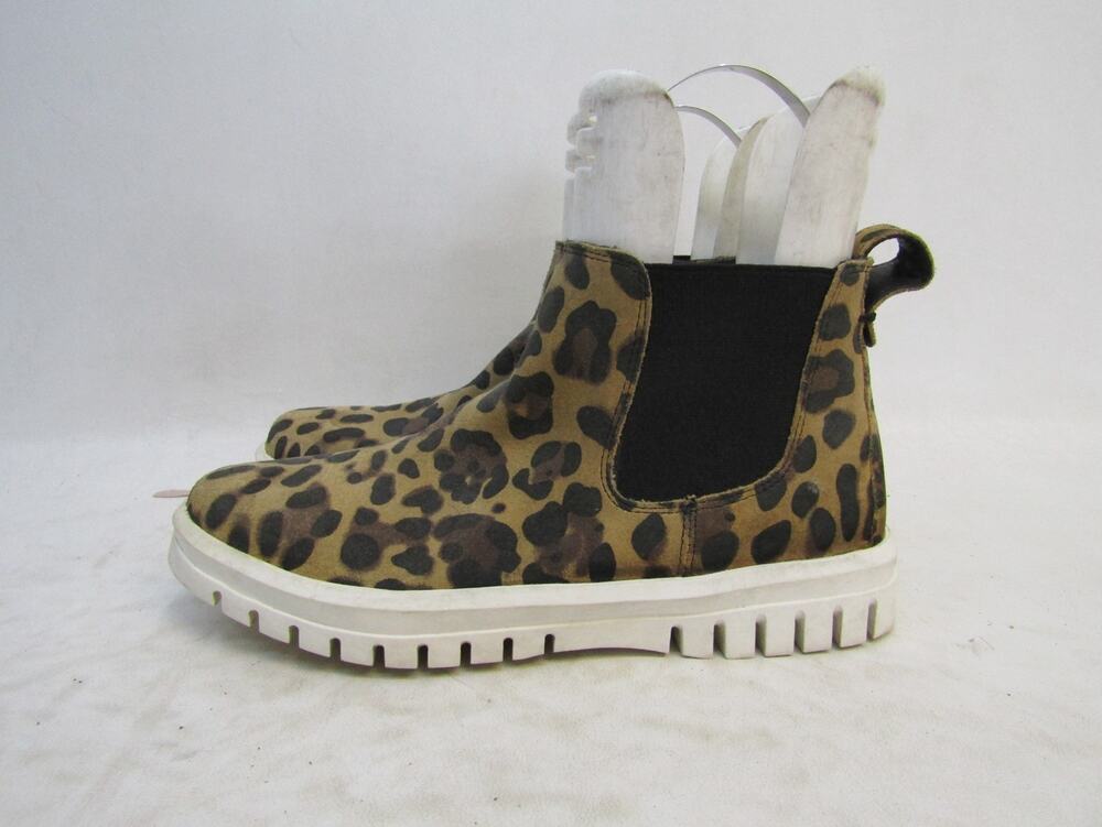 Blondo Womens Size 7 M Cheetah Polyester Zip Waterproof Ankle Boots Booties